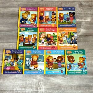 10 Daniel Tiger Books 🐯 📚